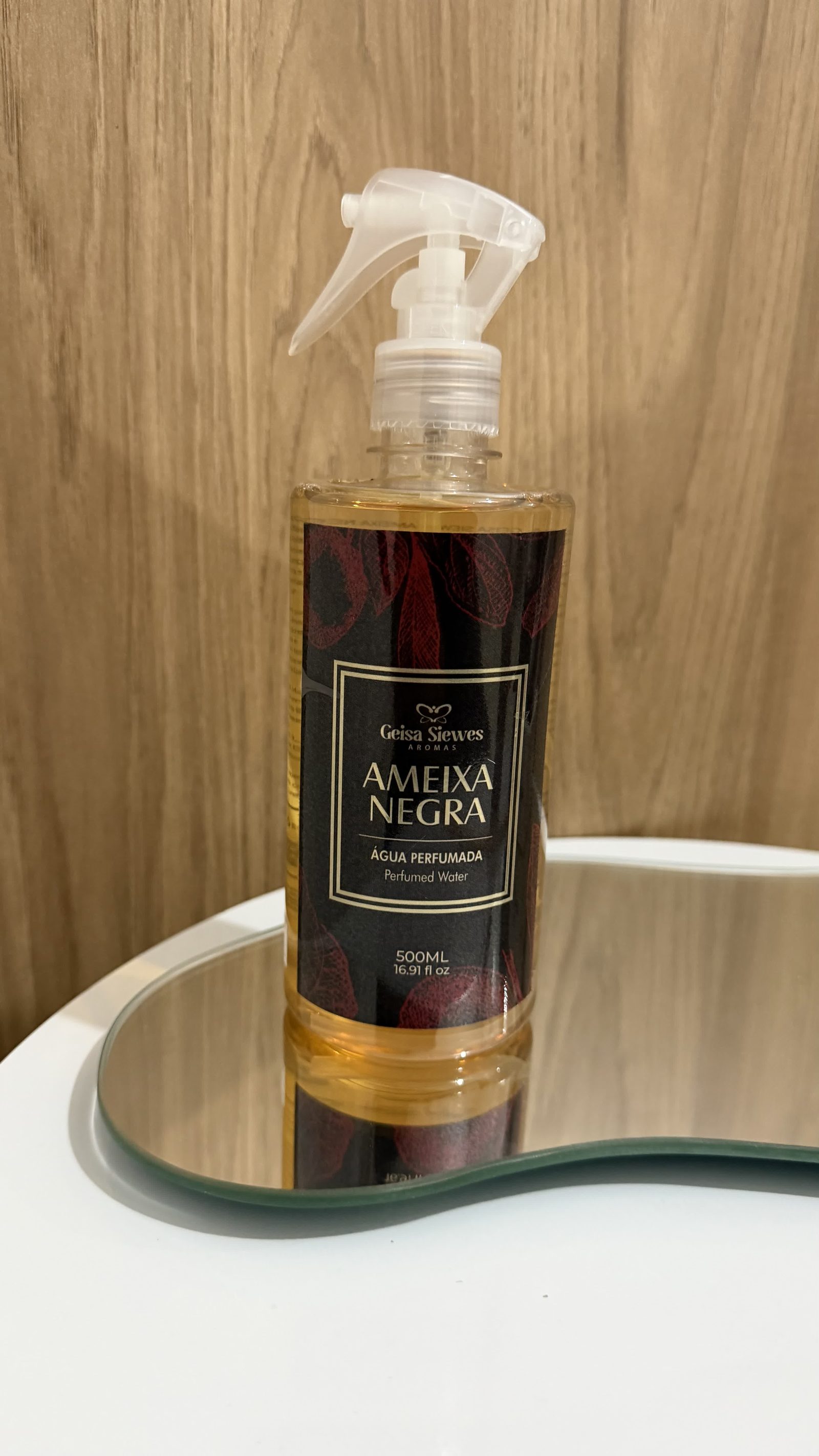 Água perfumada Ameixa Negra Geisa Siewes Aromas